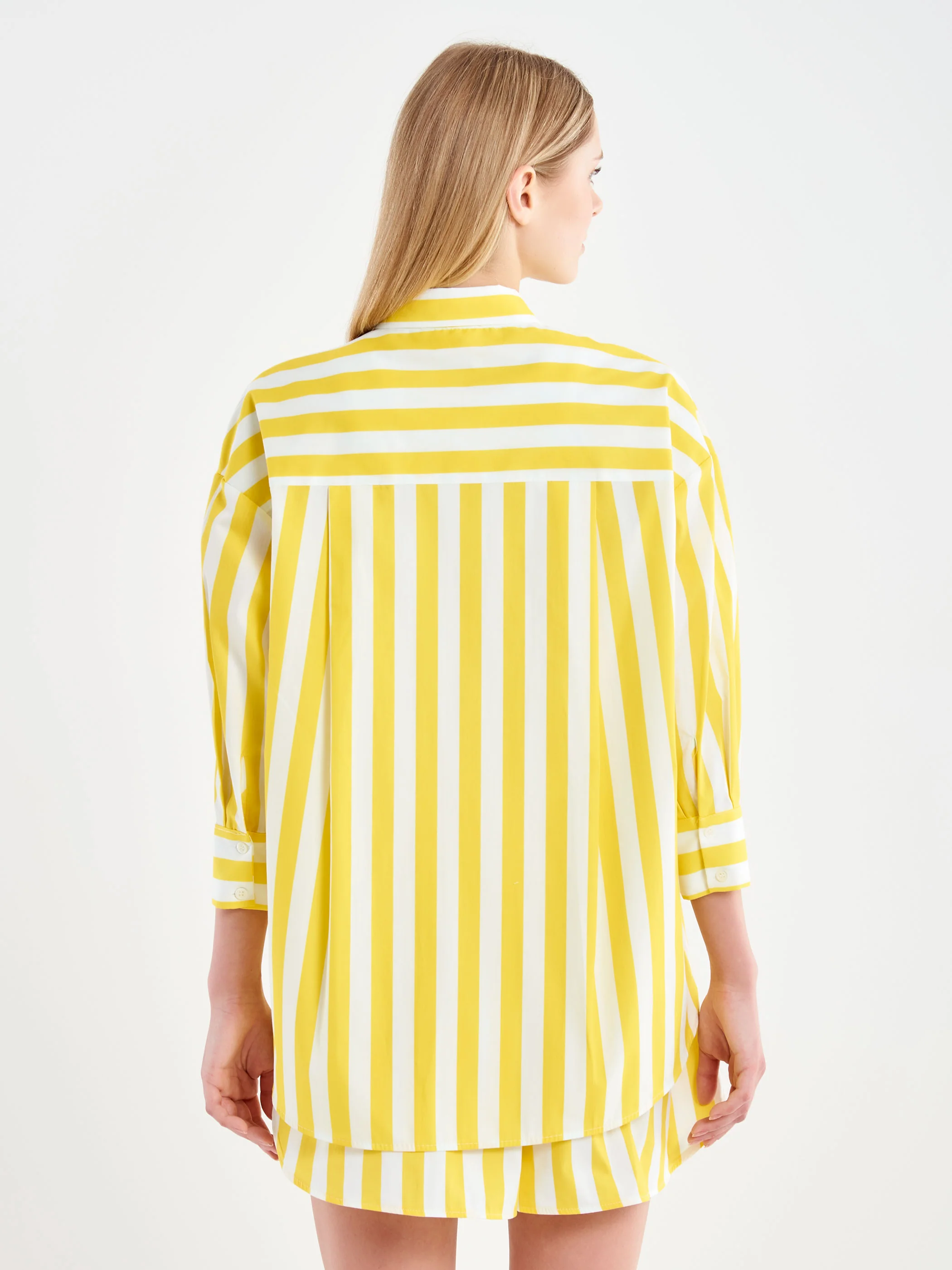 Camicia Over a Righe con Ricami - Image 3