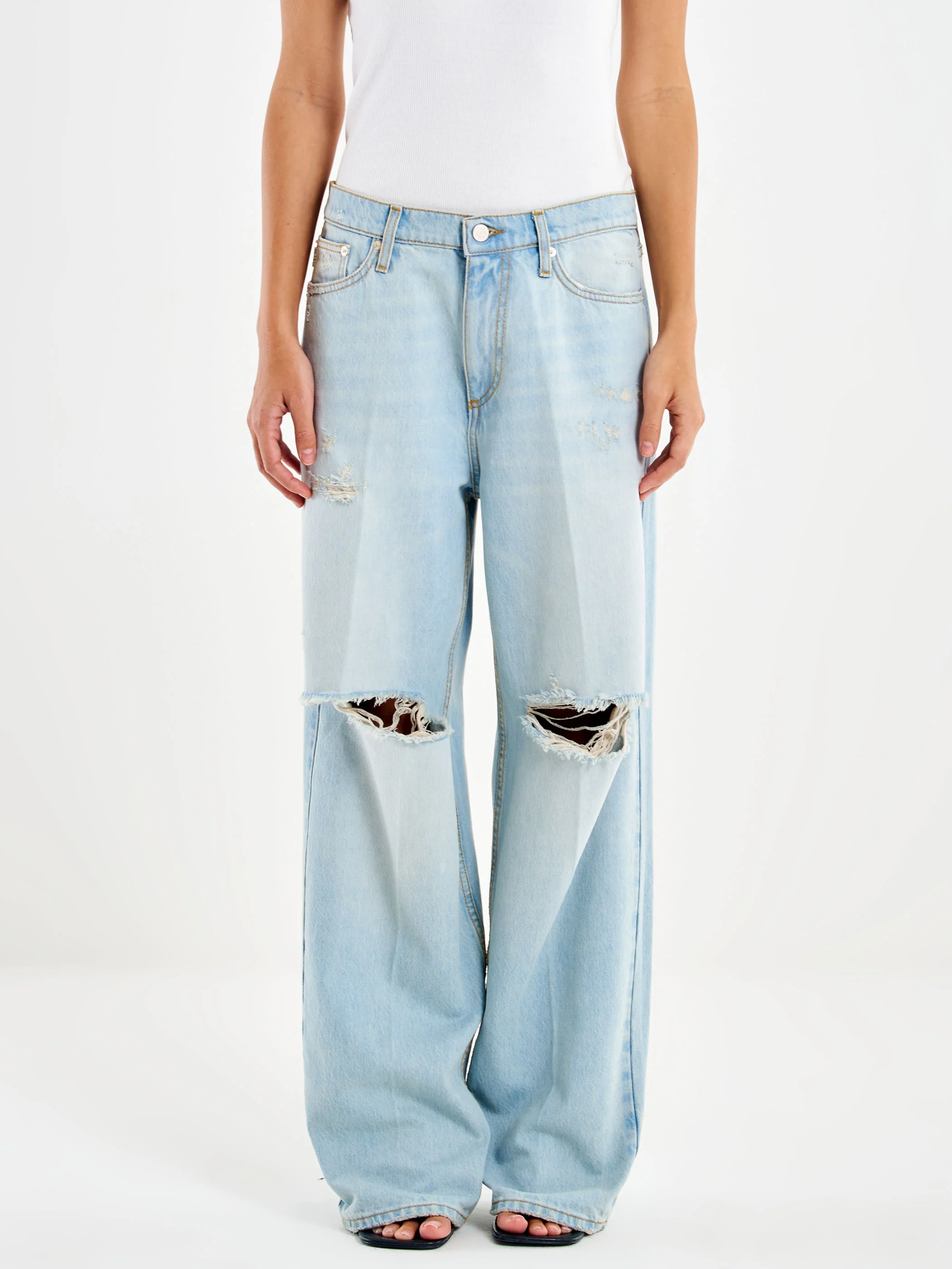 Jeans Xenobia con Tagli Ginocchia Chiaro - Image 2