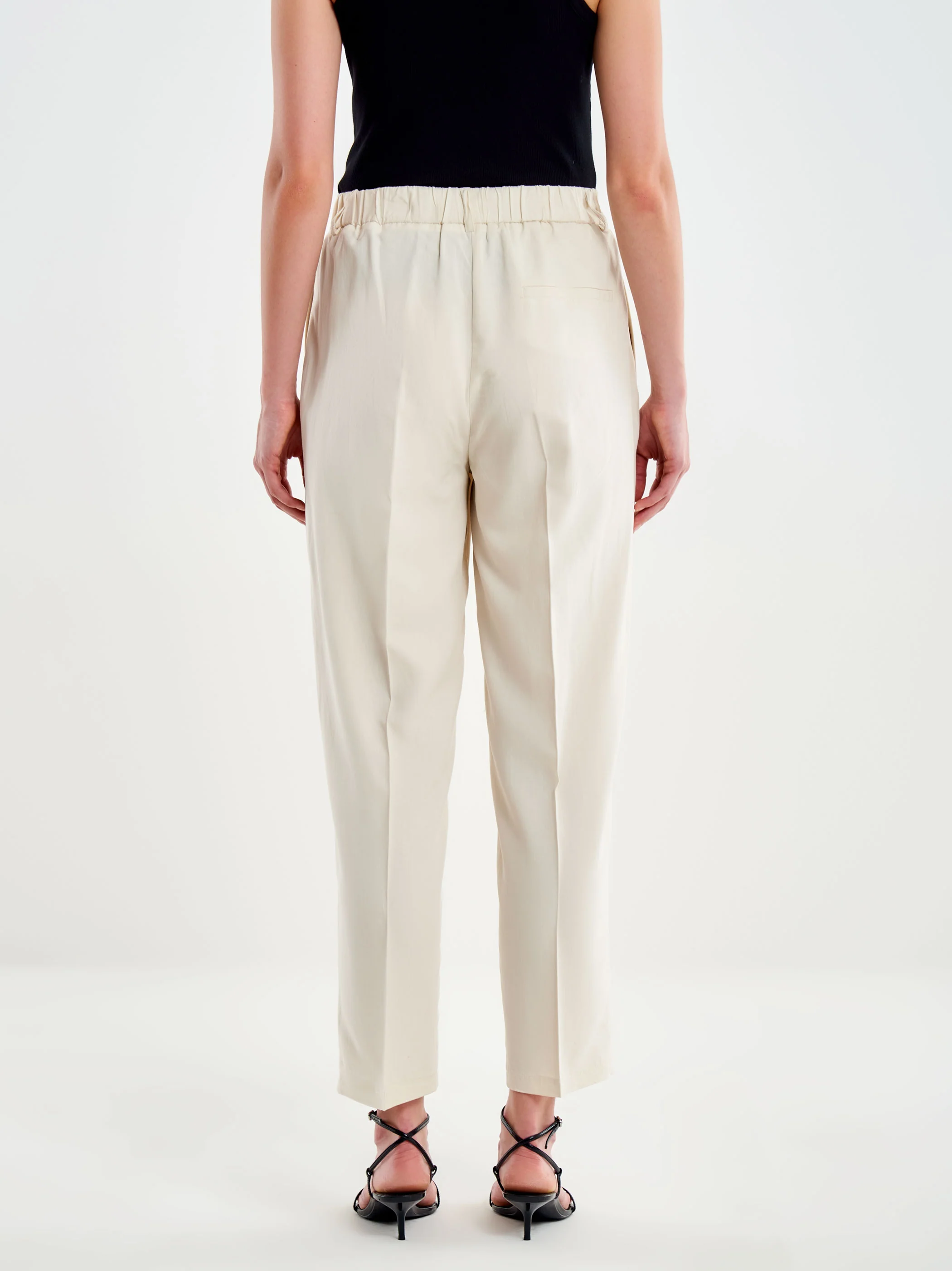 Pantalone Carrot in Viscosa Lino - Image 3